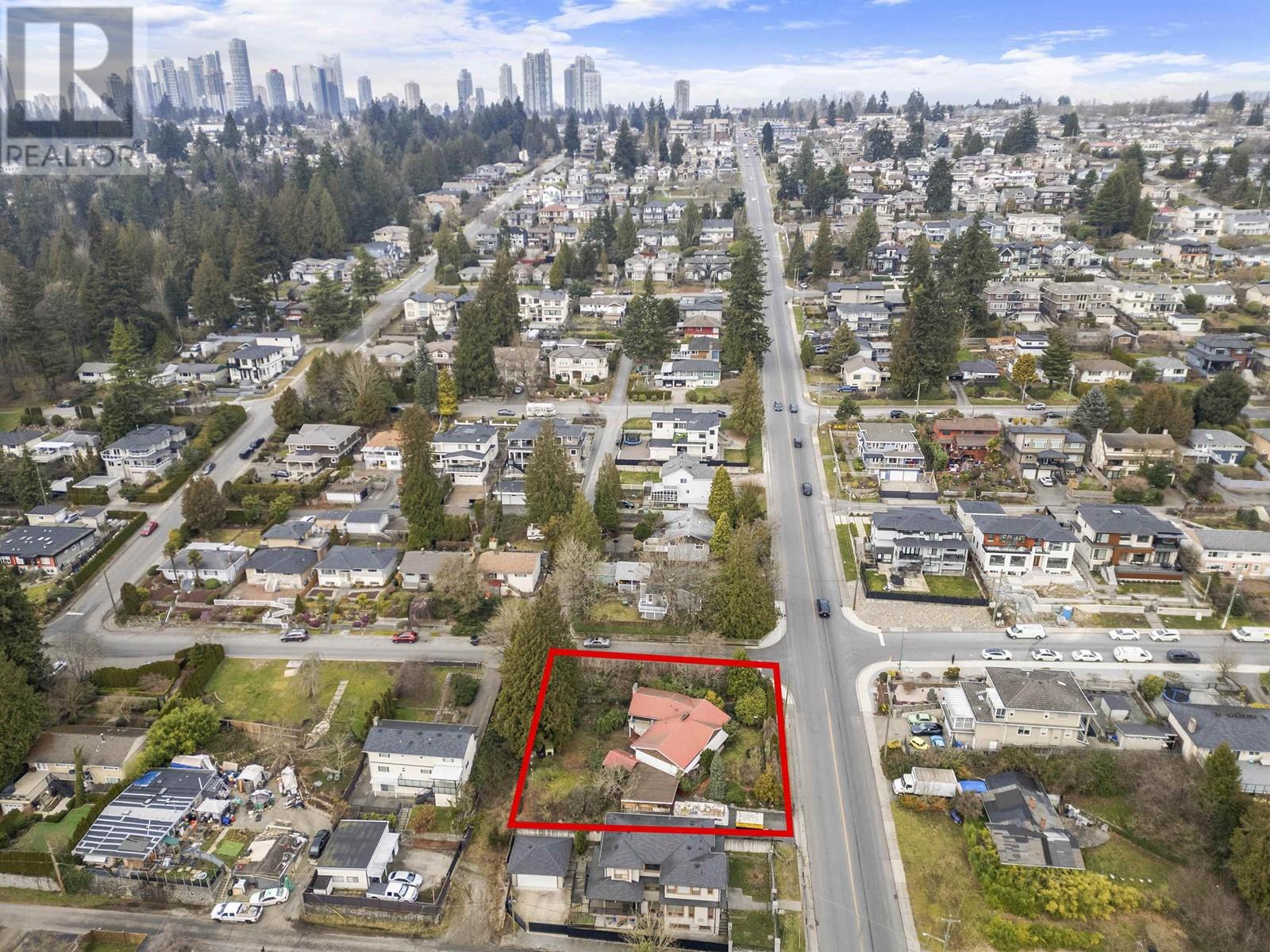 8515 Royal Oak Avenue, Burnaby, British Columbia  V5J 4L5 - Photo 6 - R2988603
