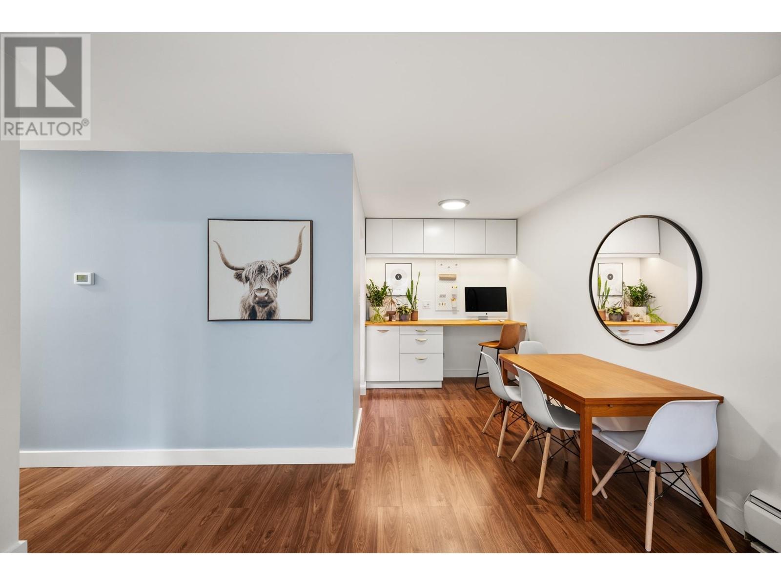 302 236 W 2nd Street, North Vancouver, British Columbia  V7M 1C6 - Photo 9 - R2988589