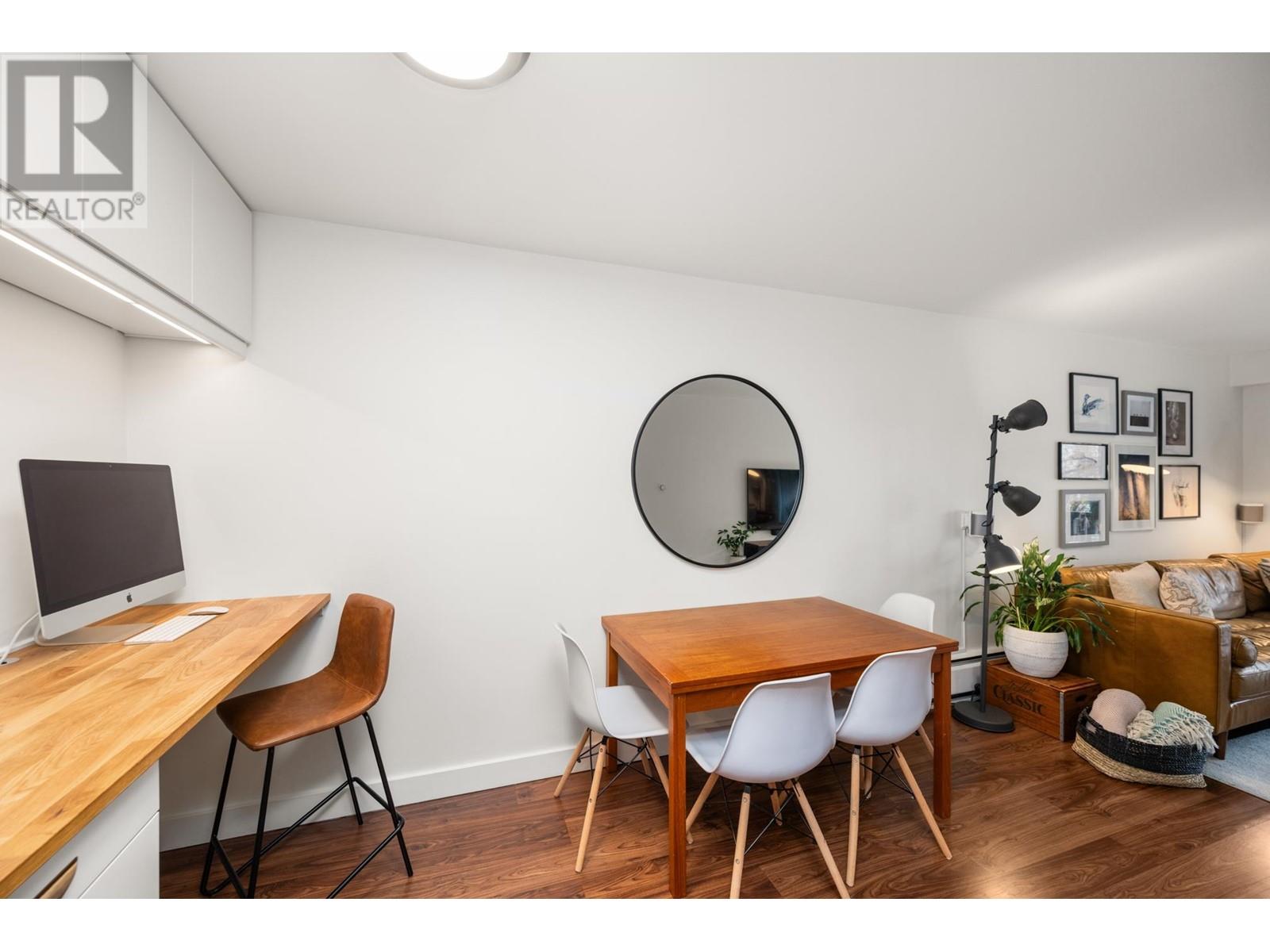 302 236 W 2nd Street, North Vancouver, British Columbia  V7M 1C6 - Photo 11 - R2988589