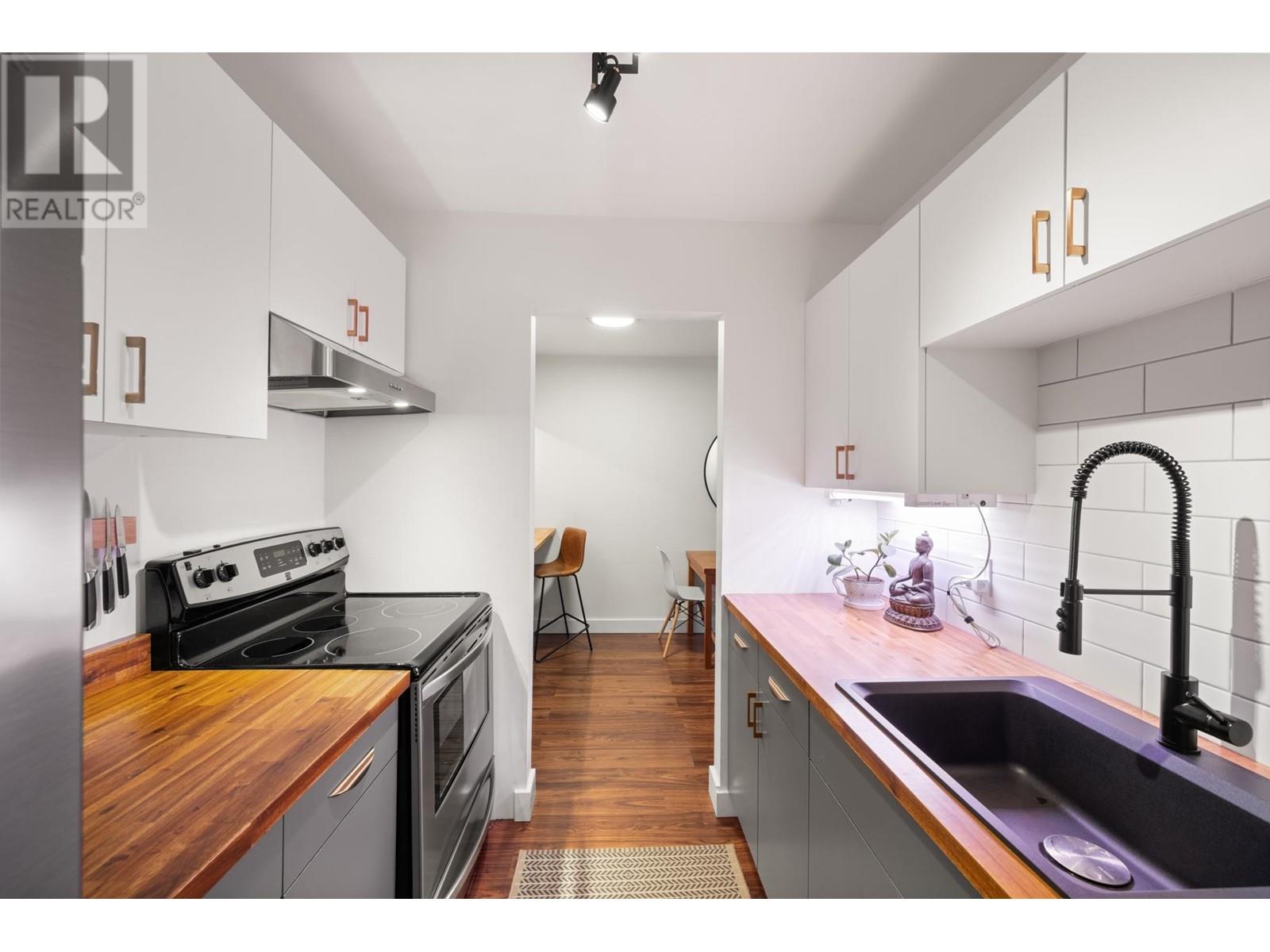 302 236 W 2nd Street, North Vancouver, British Columbia  V7M 1C6 - Photo 16 - R2988589