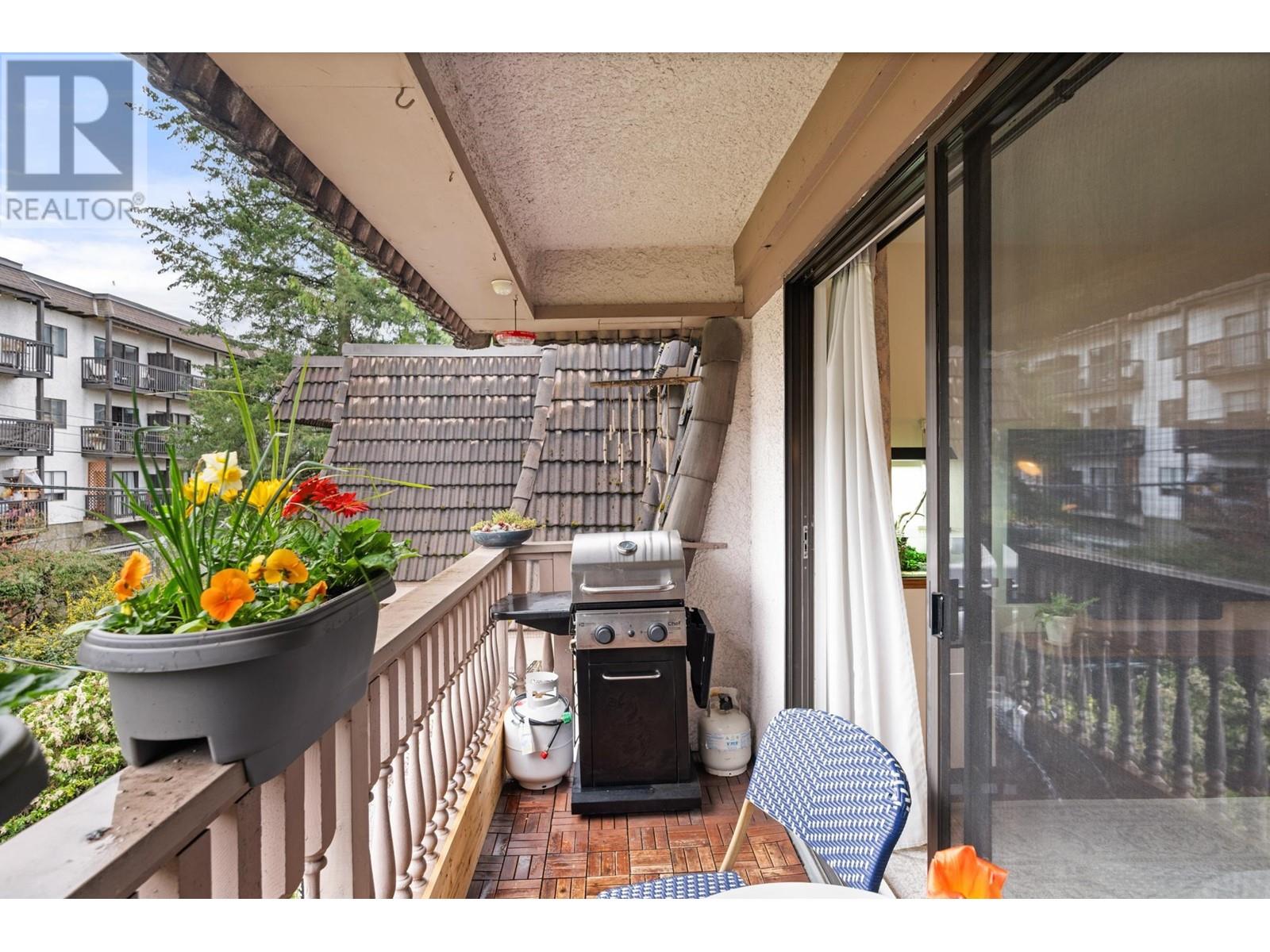 302 236 W 2nd Street, North Vancouver, British Columbia  V7M 1C6 - Photo 25 - R2988589