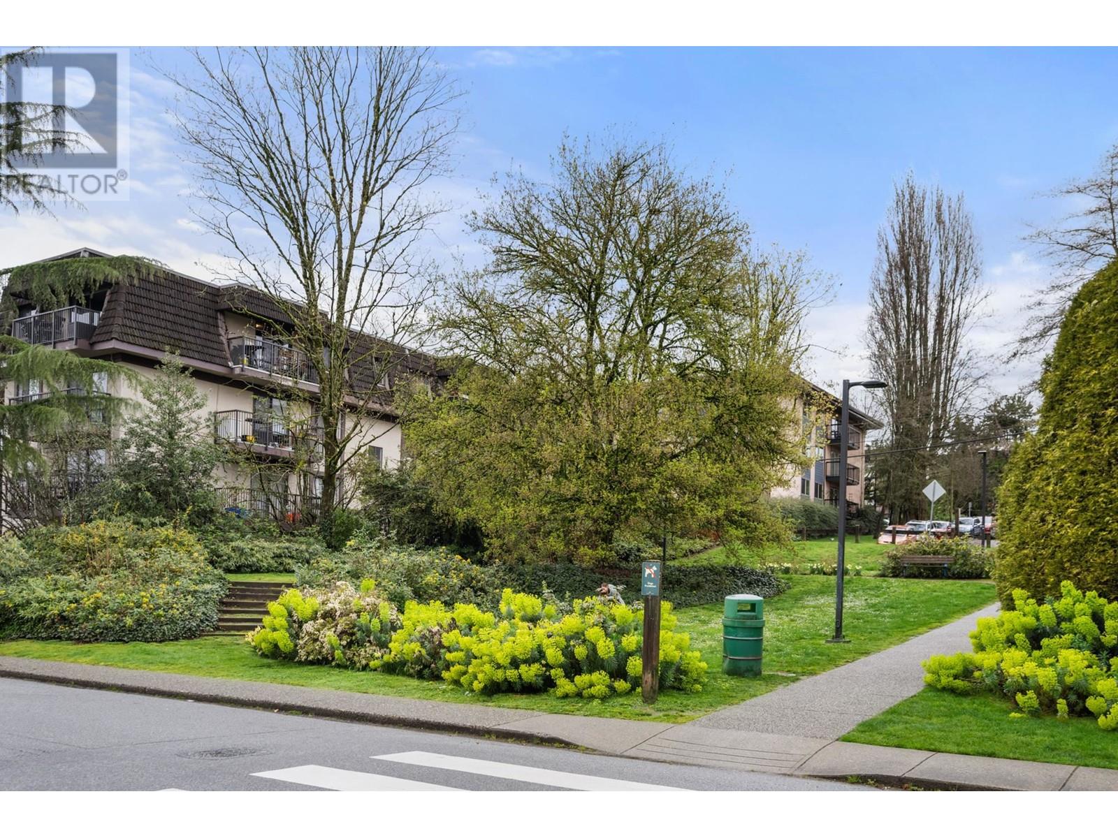302 236 W 2nd Street, North Vancouver, British Columbia  V7M 1C6 - Photo 29 - R2988589