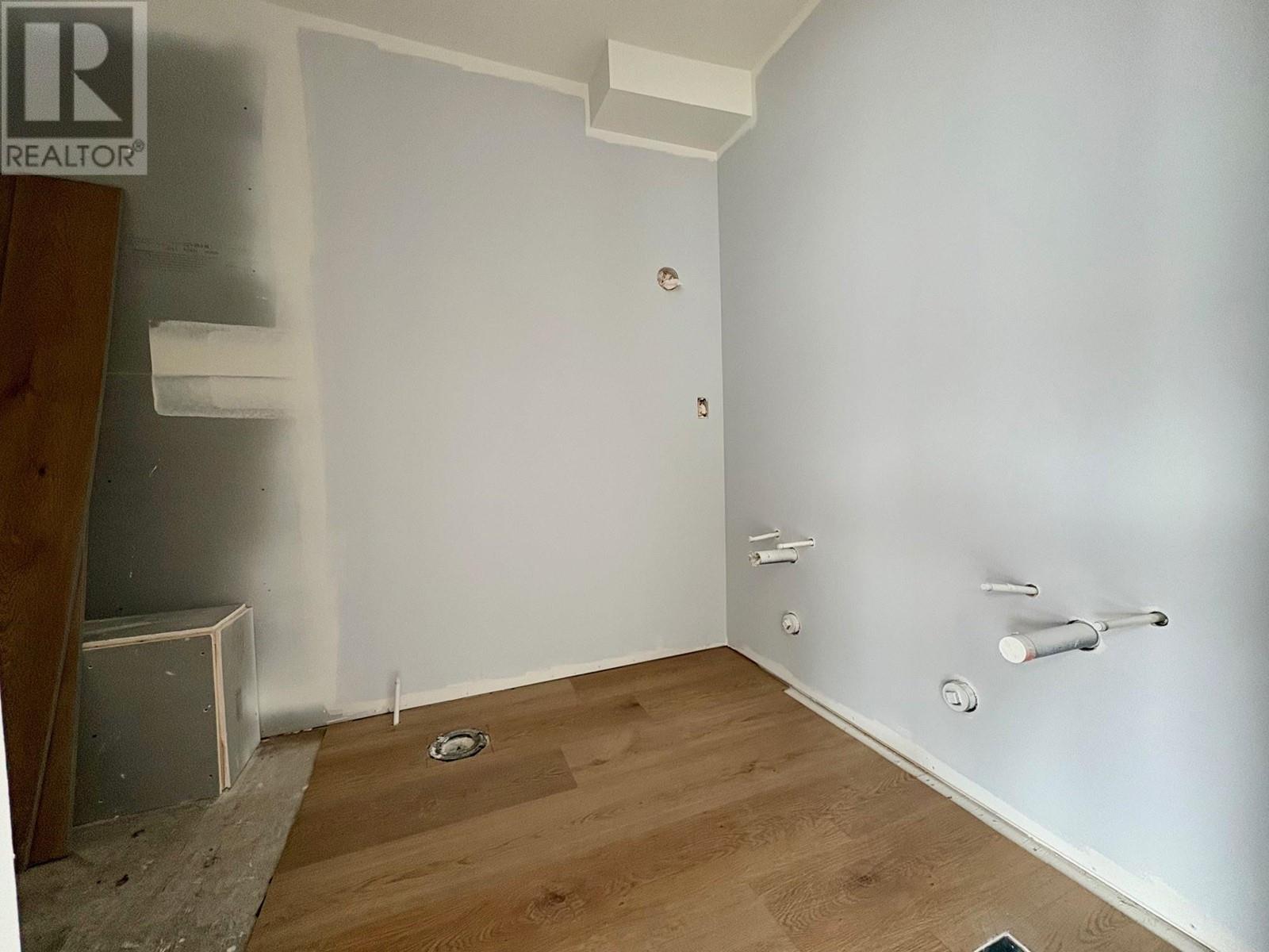 943 Fuller Avenue Unit# 1-4, Kelowna, British Columbia  V1Y 6X5 - Photo 14 - 10342564