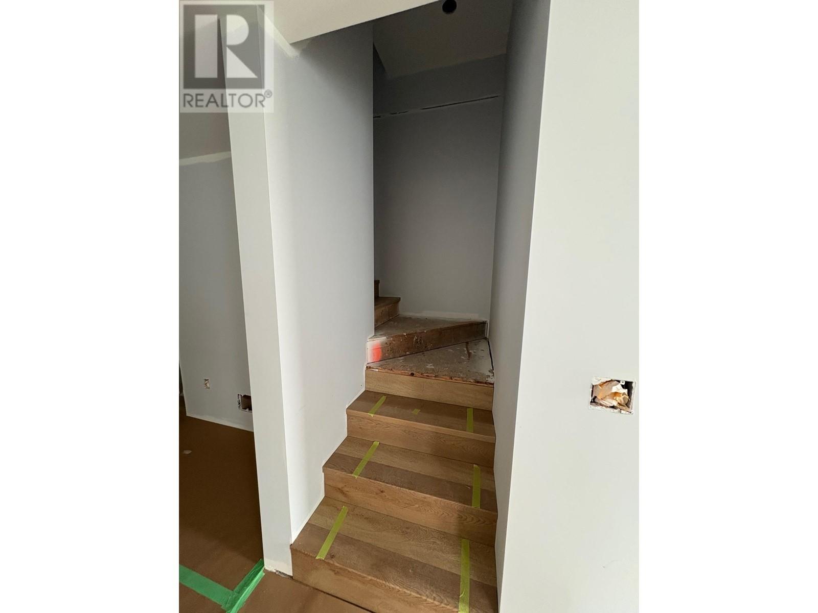 943 Fuller Avenue Unit# 1-4, Kelowna, British Columbia  V1Y 6X5 - Photo 23 - 10342564