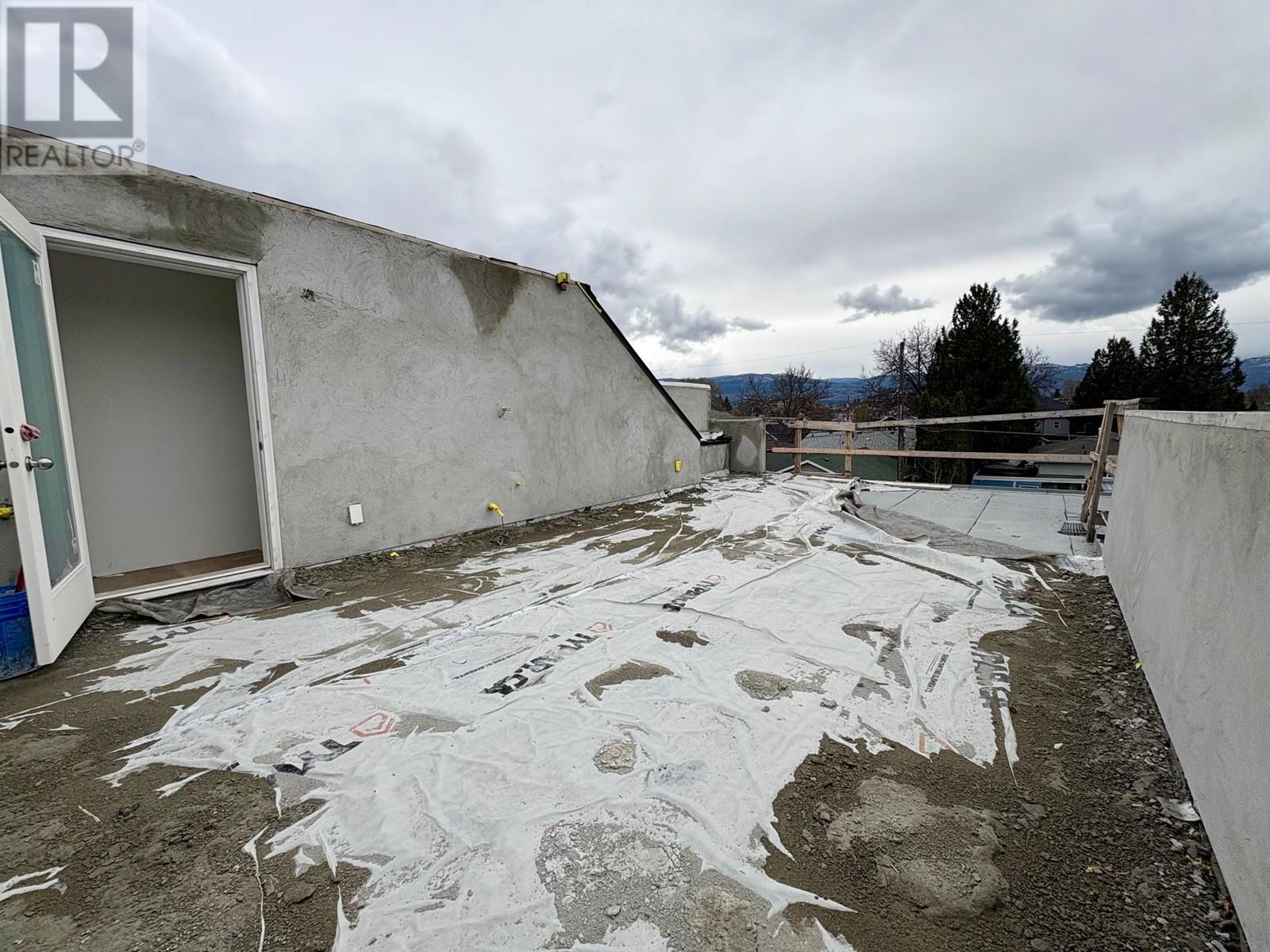 943 Fuller Avenue Unit# 1-4, Kelowna, British Columbia  V1Y 6X5 - Photo 25 - 10342564