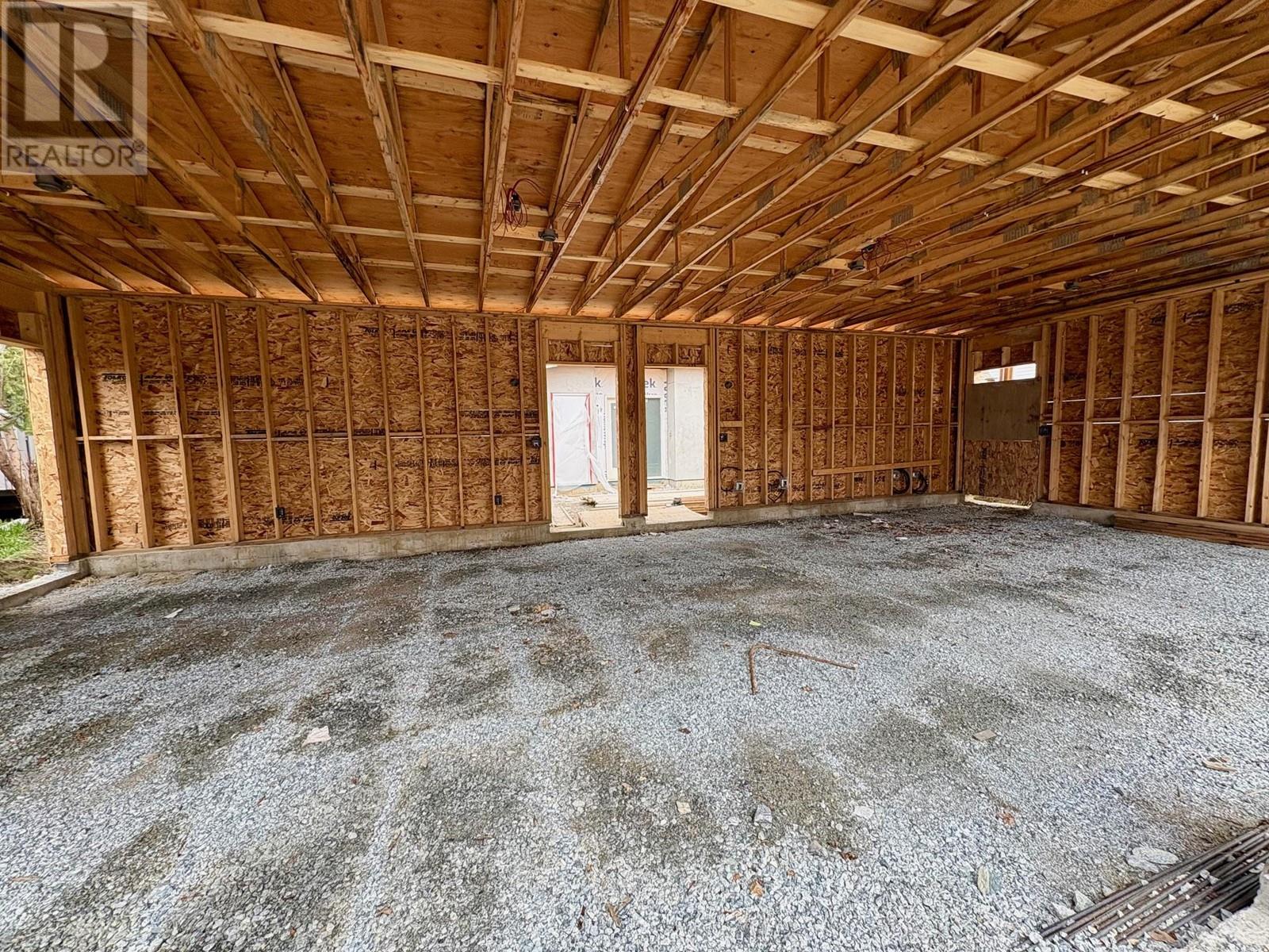 943 Fuller Avenue Unit# 1-4, Kelowna, British Columbia  V1Y 6X5 - Photo 29 - 10342564