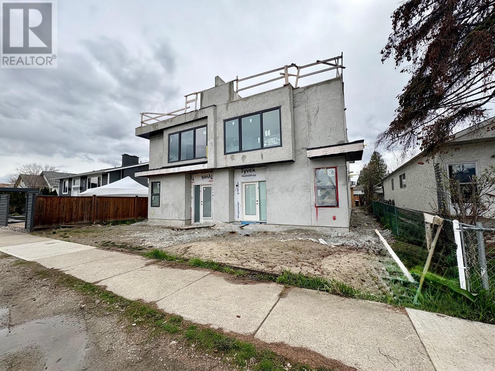 943 Fuller Avenue Unit# 1-4, Kelowna, British Columbia  V1Y 6X5 - Photo 3 - 10342564