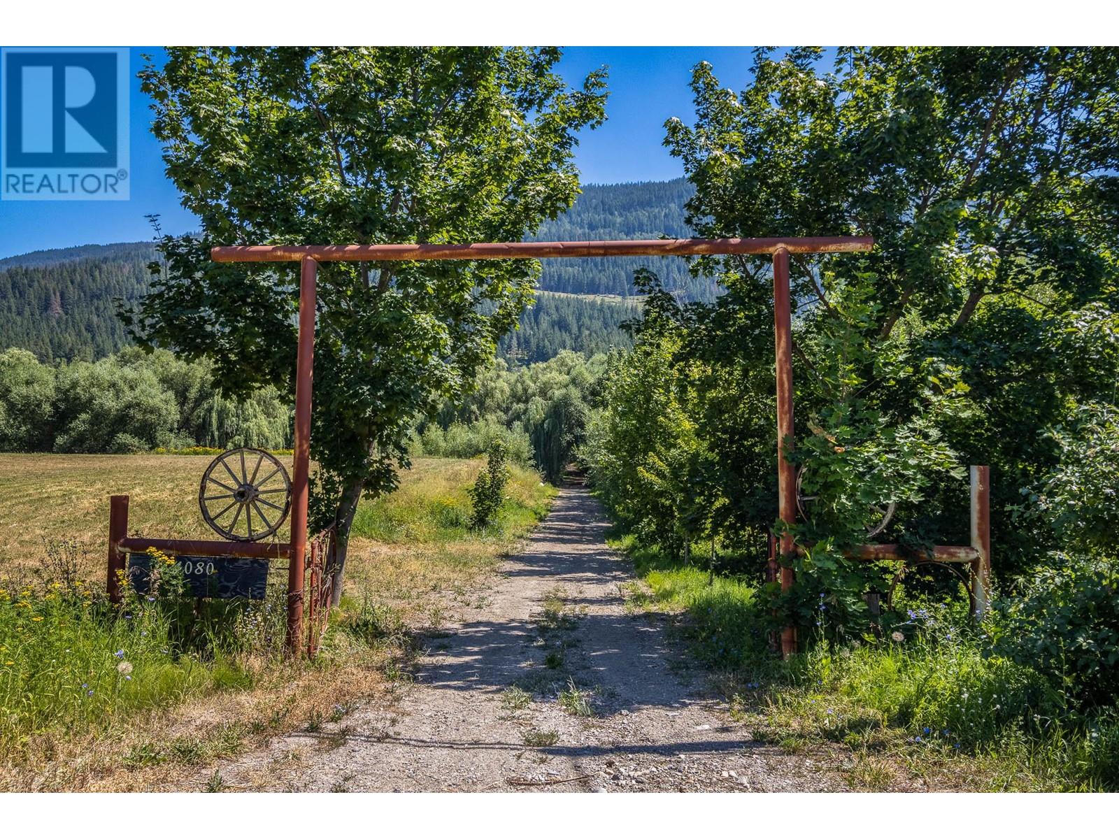 4080 50 Street NE, salmon arm, British Columbia