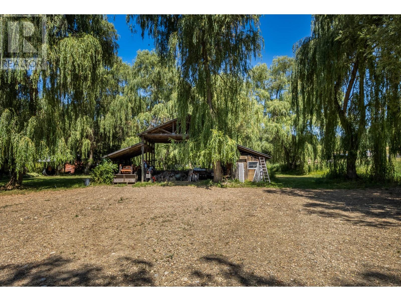 4080 50 Street Ne, Salmon Arm, British Columbia  V1E 1Y5 - Photo 7 - 10342737