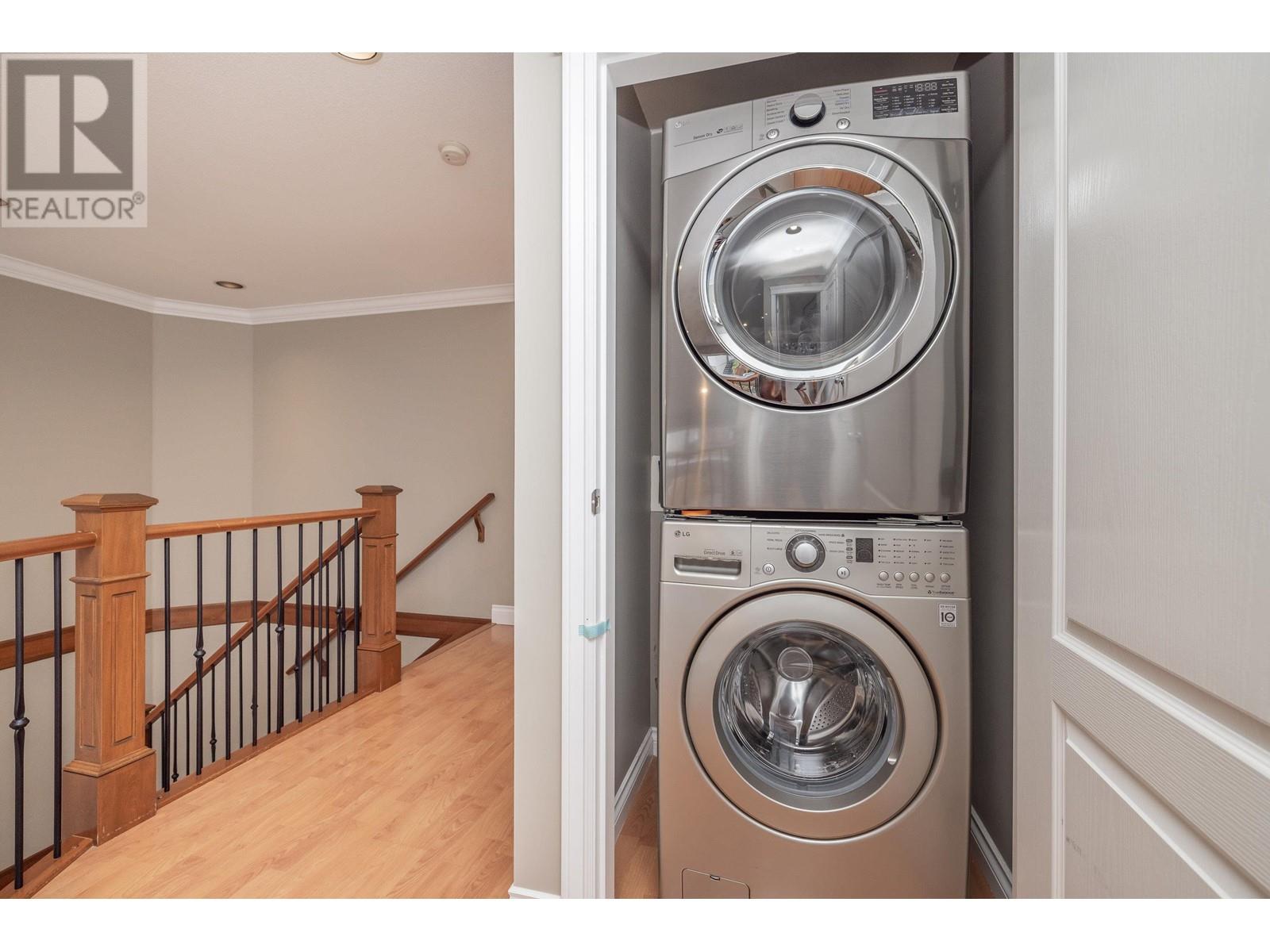1021 Stewart Avenue, Coquitlam, British Columbia  V3K 2N7 - Photo 36 - R2988421