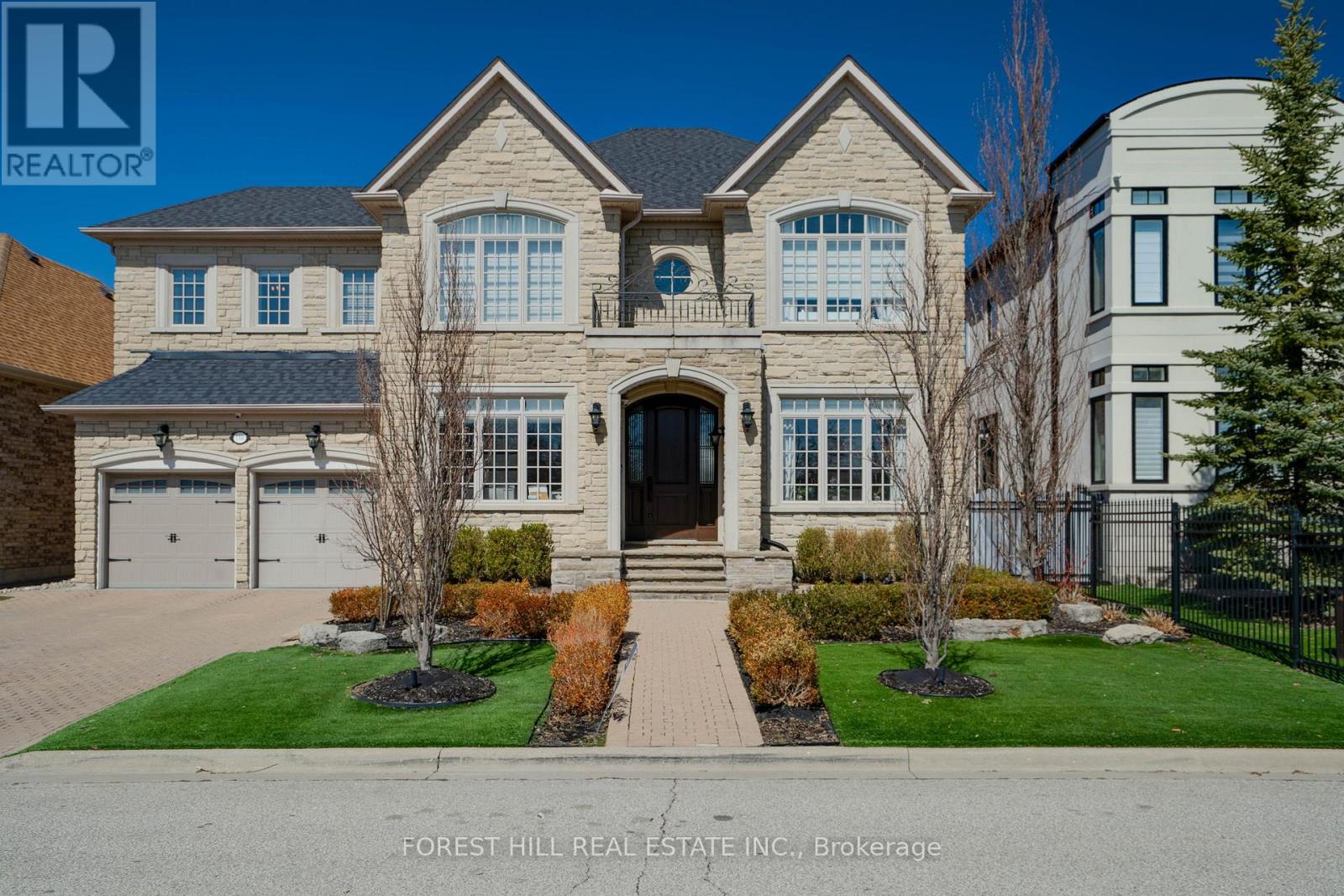 Property at 110 COOK'S MILL CRESCENT image 2
