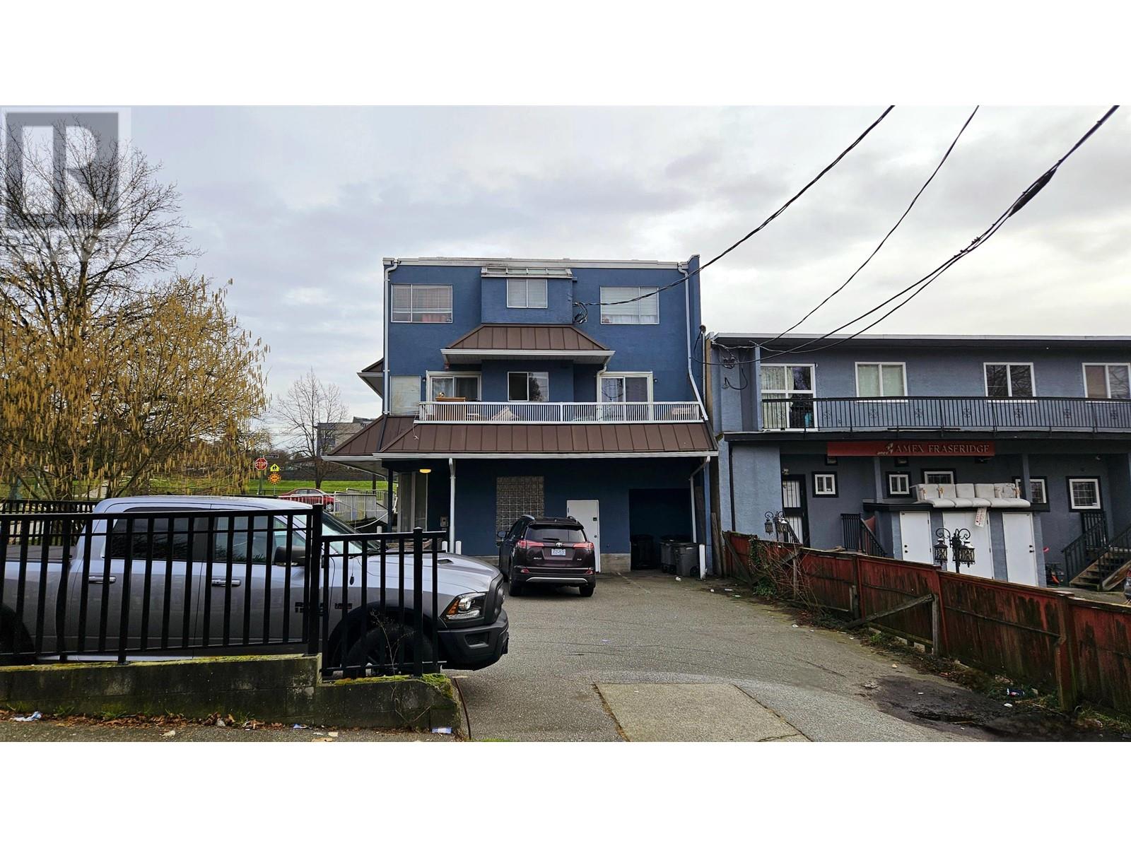 1992 Prestwick Drive, Vancouver, British Columbia  V5P 2E9 - Photo 2 - C8068285