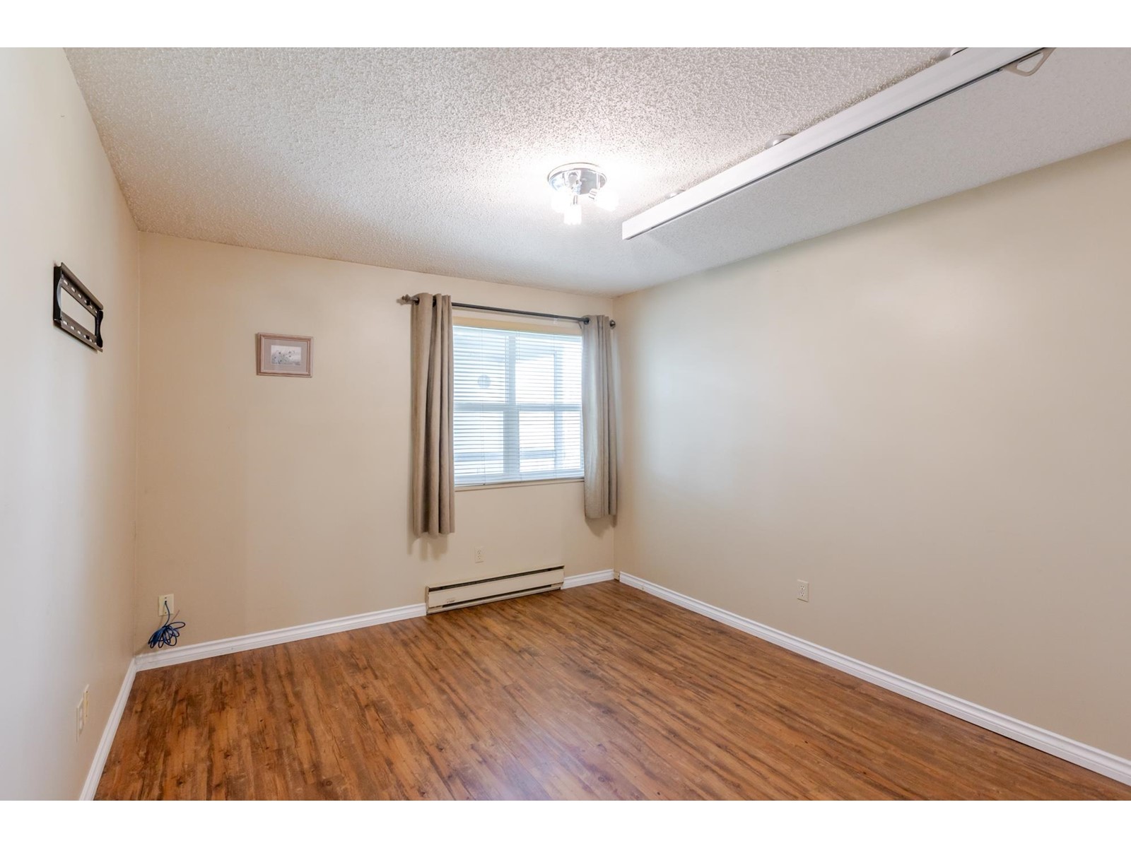 240 Davis Crescent, Langley, British Columbia  V4W 3K7 - Photo 23 - R2986442