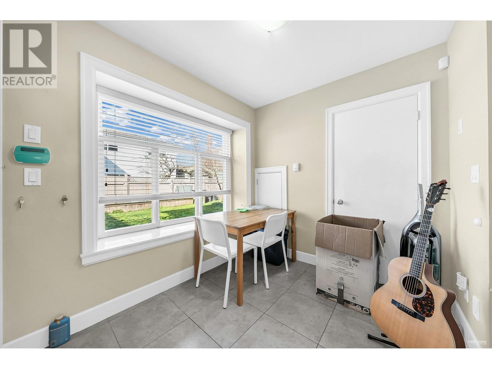 2213 Ferndale Street, Vancouver, British Columbia  V5L 1Y6 - Photo 9 - R2988562