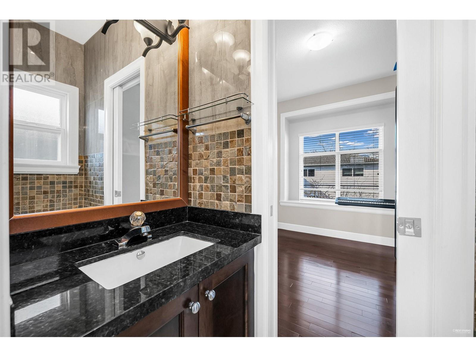 2213 Ferndale Street, Vancouver, British Columbia  V5L 1Y6 - Photo 27 - R2988562