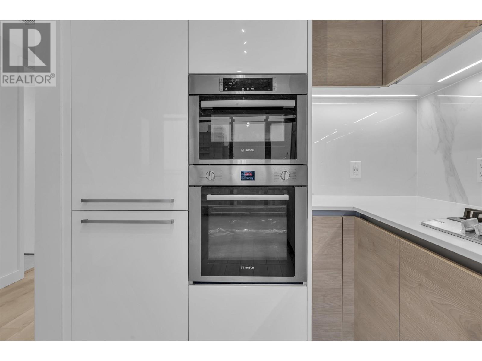 2203 2085 Skyline Court, Burnaby, British Columbia  V5C 0M6 - Photo 9 - R2987656