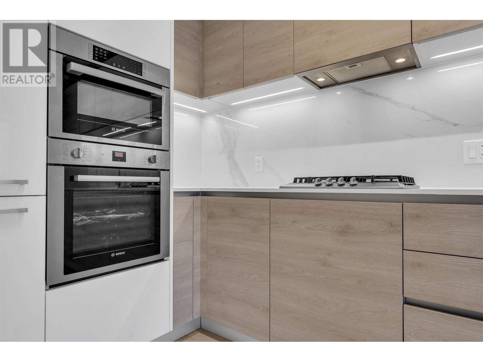 2203 2085 Skyline Court, Burnaby, British Columbia  V5C 0M6 - Photo 8 - R2987656