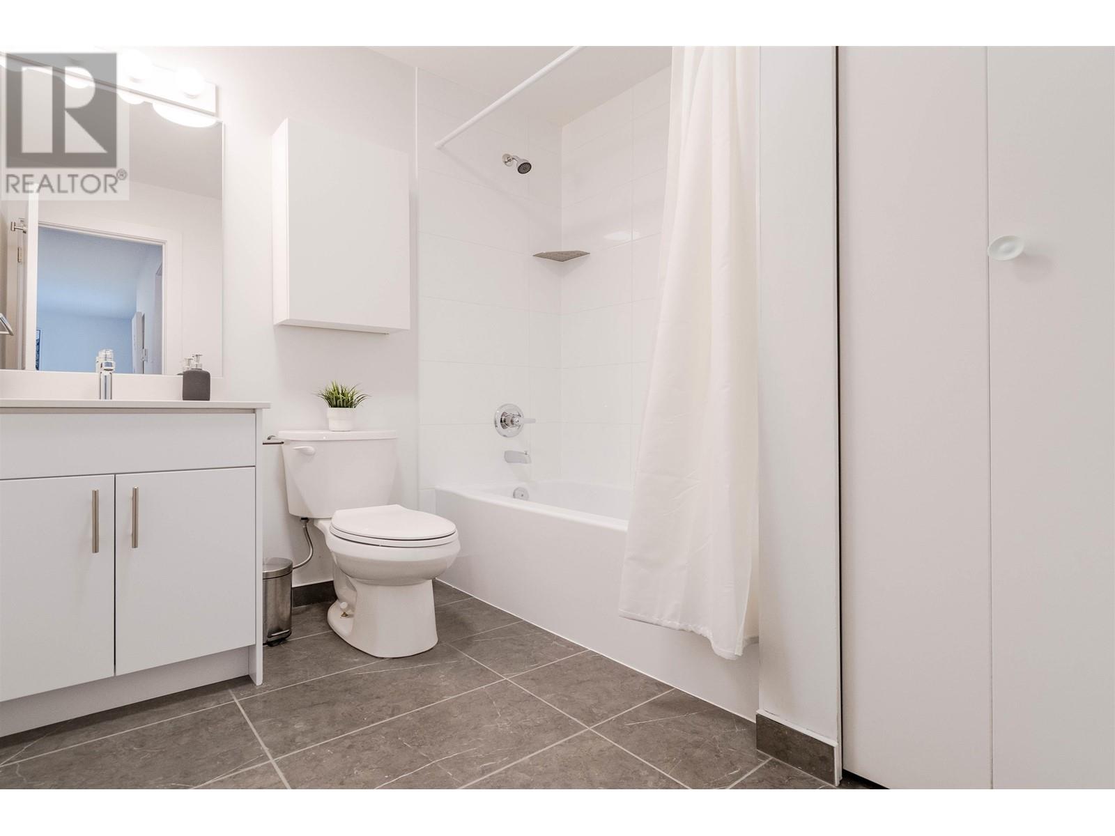 203 8690 Montcalm Street, Vancouver, British Columbia  V6P 4P8 - Photo 24 - R2987875