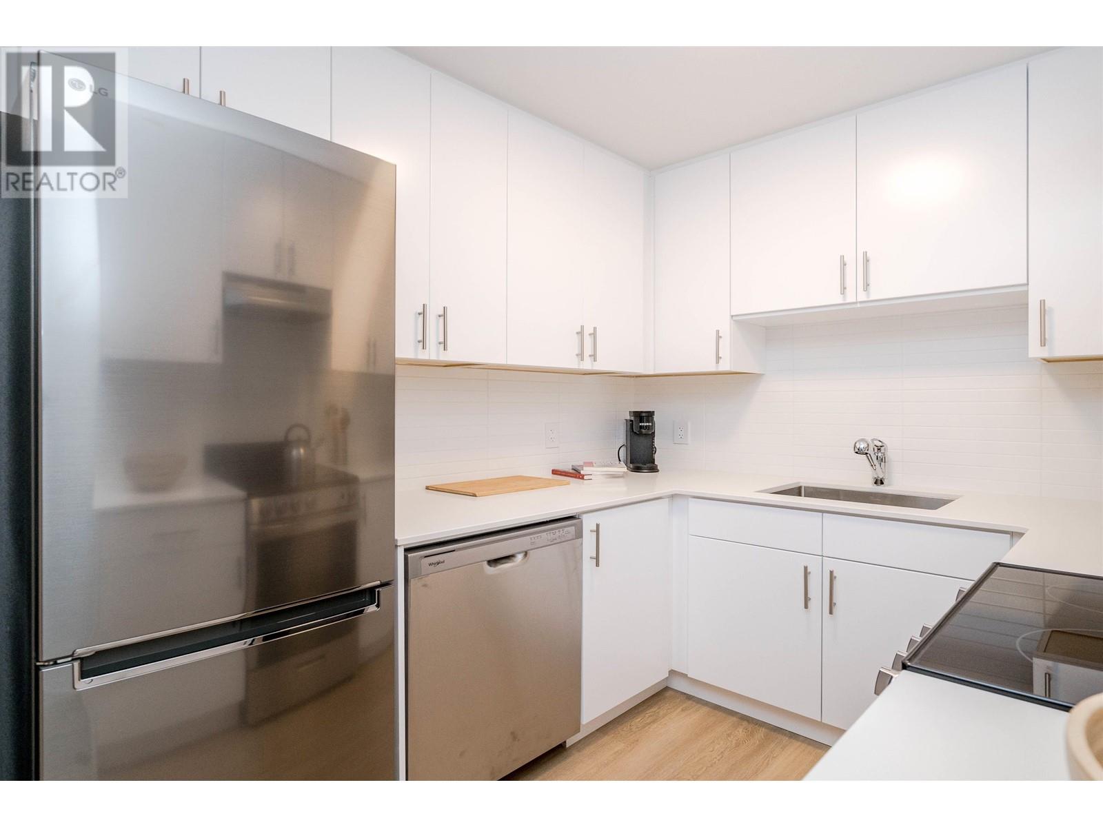 203 8690 Montcalm Street, Vancouver, British Columbia  V6P 4P8 - Photo 15 - R2987875