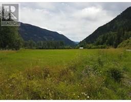 3558 ROUNDTOP Road, clearwater, British Columbia