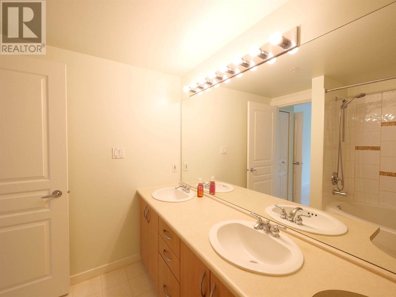 309 2998 Silver Springs Boulevard, Coquitlam, British Columbia  V3E 3R7 - Photo 9 - R2987012