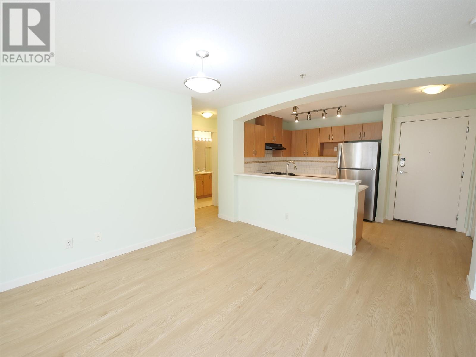 309 2998 Silver Springs Boulevard, Coquitlam, British Columbia  V3E 3R7 - Photo 5 - R2987012