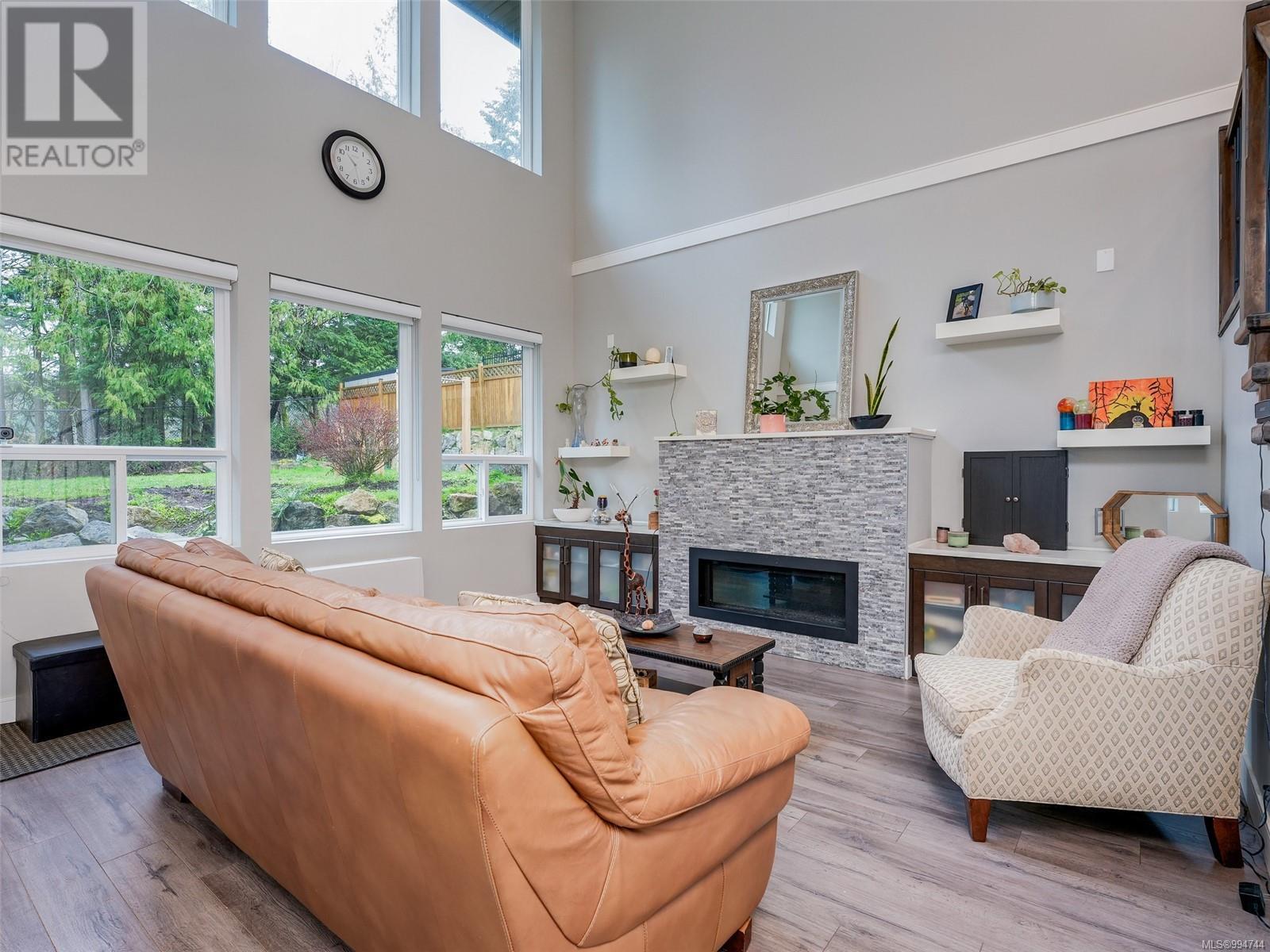Property at 3521 Joy Close image 2