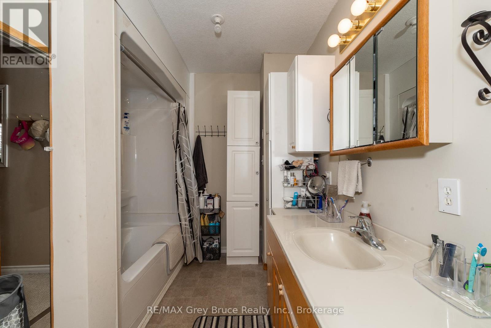 283 6 Concession, Arran-Elderslie, Ontario N0H 2N0 - Photo 24 - X12073192