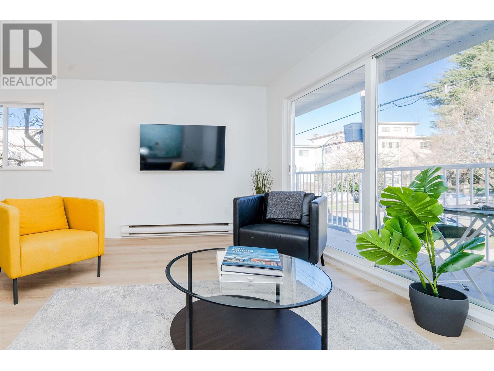 201 8690 Montcalm Street, Vancouver, British Columbia  V6P 4P8 - Photo 12 - R2987888