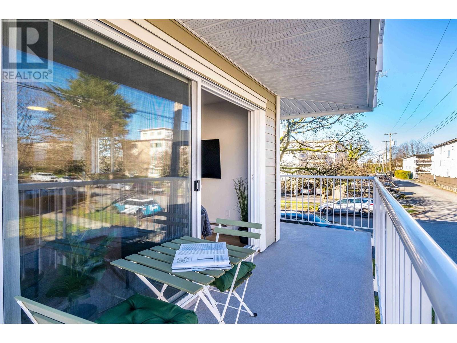 201 8690 Montcalm Street, Vancouver, British Columbia  V6P 4P8 - Photo 13 - R2987888
