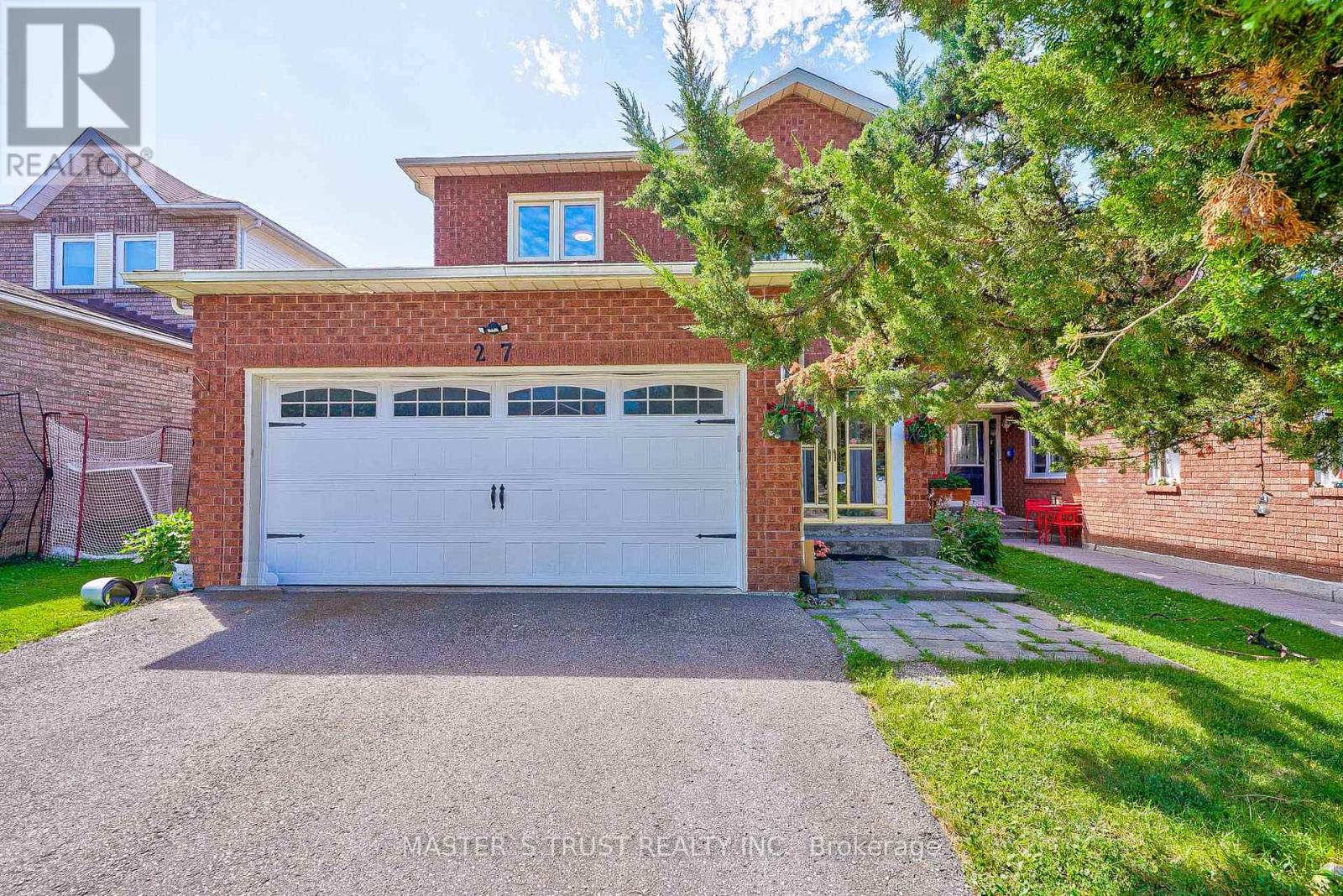 27 Sunbird Boulevard, Georgina, Ontario  L4P 3R9 - Photo 1 - N12073152