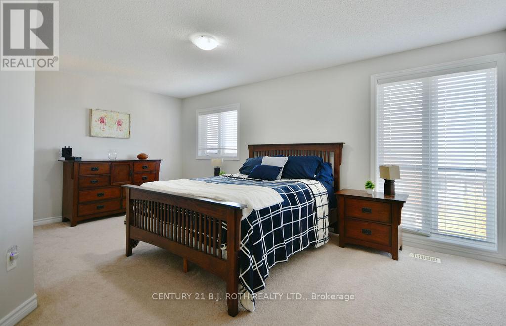 5 - 25 Madelaine Drive, Barrie, Ontario  L9J 0G8 - Photo 13 - S12073136