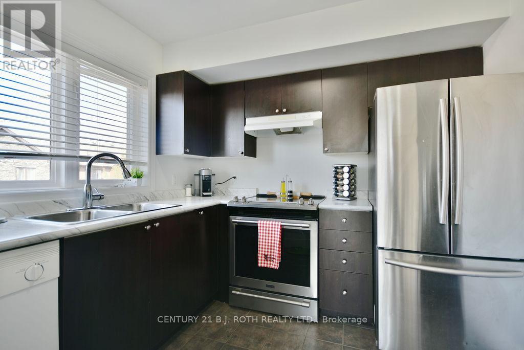 5 - 25 Madelaine Drive, Barrie, Ontario  L9J 0G8 - Photo 4 - S12073136
