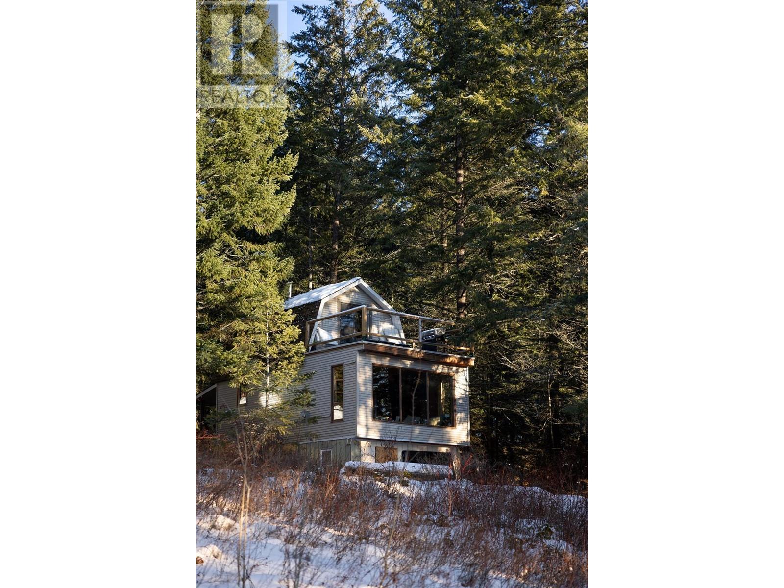 7868 Wallace Road, Vernon, British Columbia  V1B 3N2 - Photo 80 - 10333783