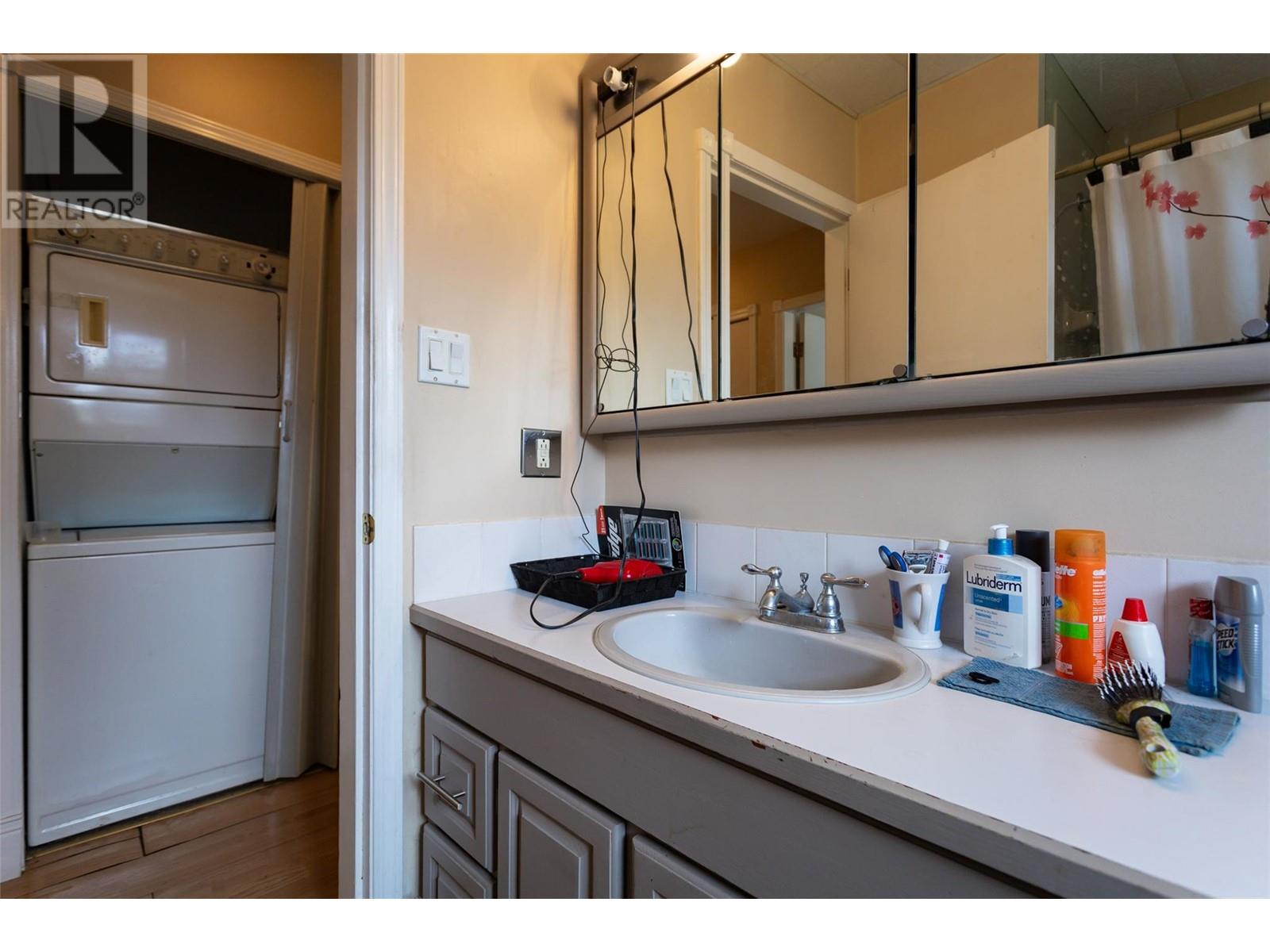 1911 Cross Road, Kelowna, British Columbia  V1V 2E4 - Photo 17 - 10342729