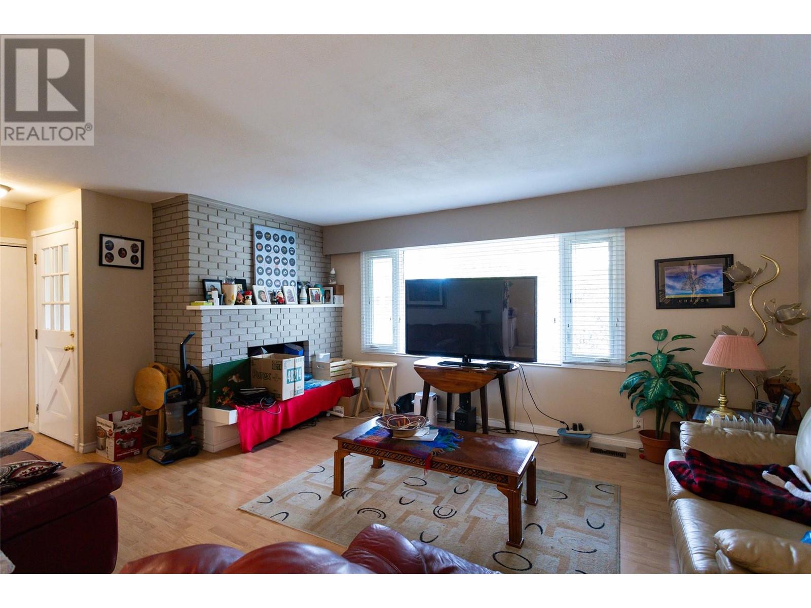 1911 Cross Road, Kelowna, British Columbia  V1V 2E4 - Photo 6 - 10342729
