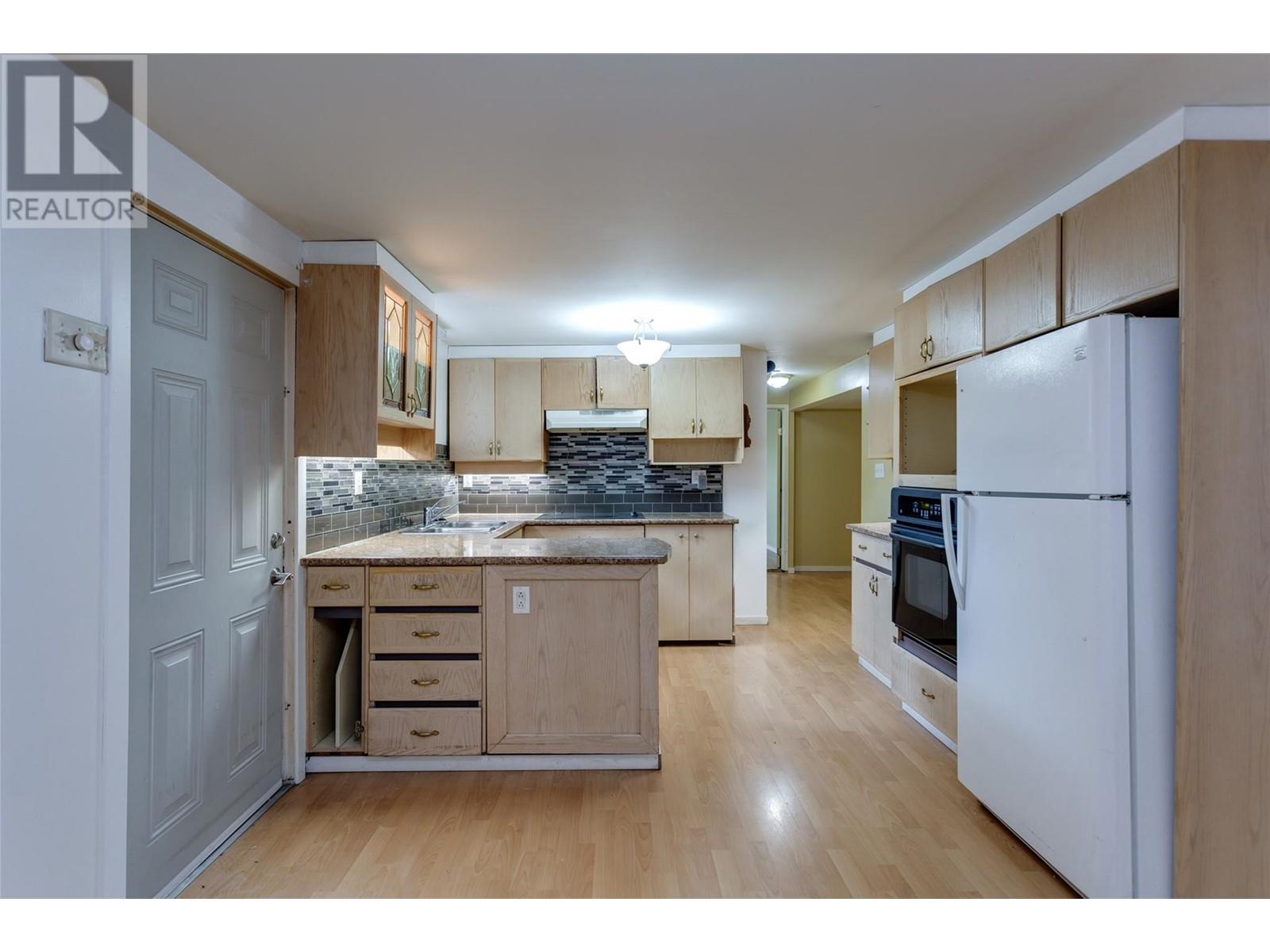 1911 Cross Road, Kelowna, British Columbia  V1V 2E4 - Photo 36 - 10342729