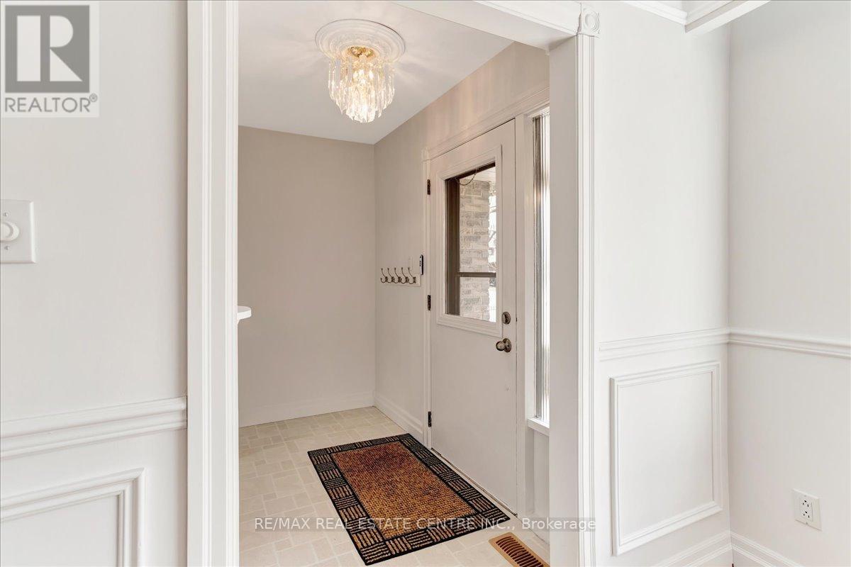 Property at 485 GOWLAND CRESCENT image 3