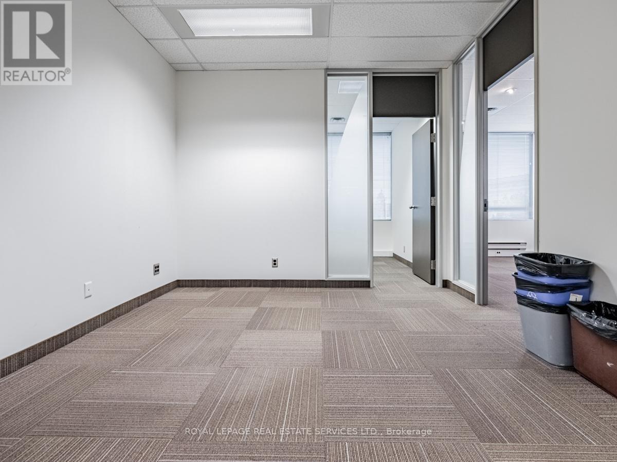 200a - 2180 Meadowvale Boulevard, Mississauga, Ontario  L5N 5S3 - Photo 22 - W12073201
