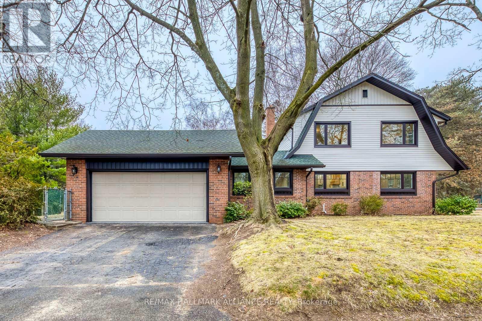 Property at 134 ABBEY COURT image 1