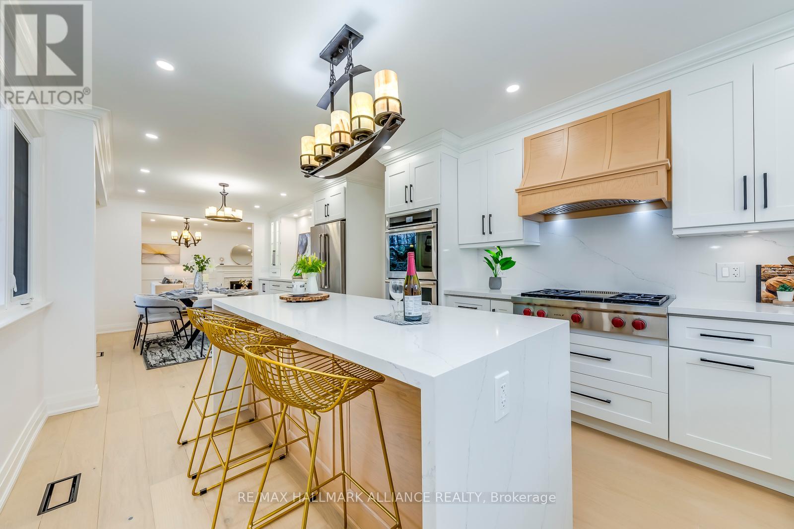 134 Abbey Court, Oakville, Ontario  L6J 4L1 - Photo 15 - W12073212