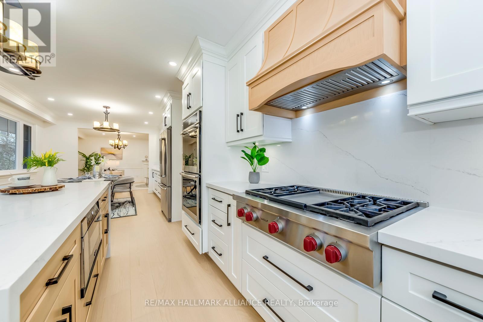 134 Abbey Court, Oakville, Ontario  L6J 4L1 - Photo 16 - W12073212