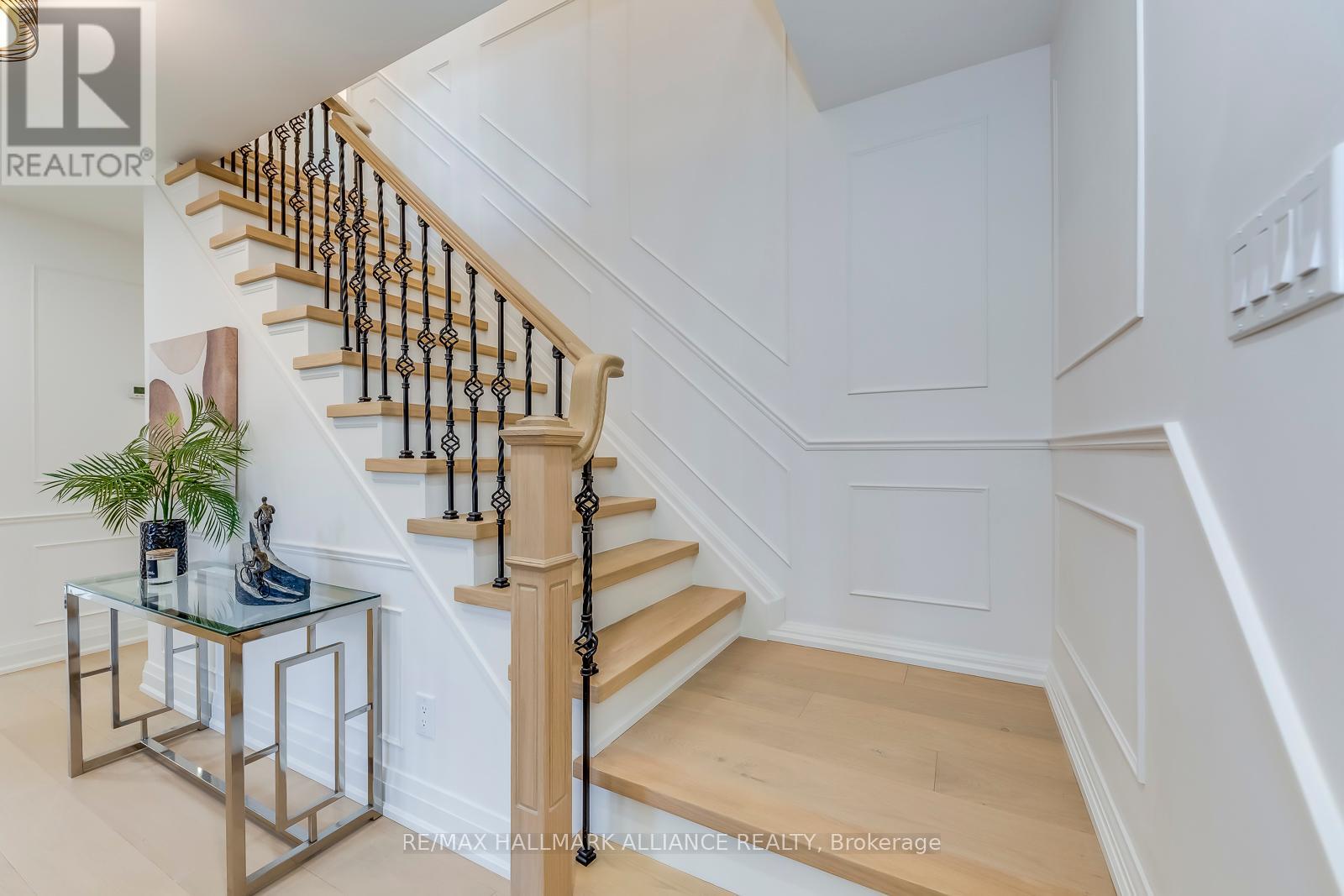 134 Abbey Court, Oakville, Ontario  L6J 4L1 - Photo 22 - W12073212