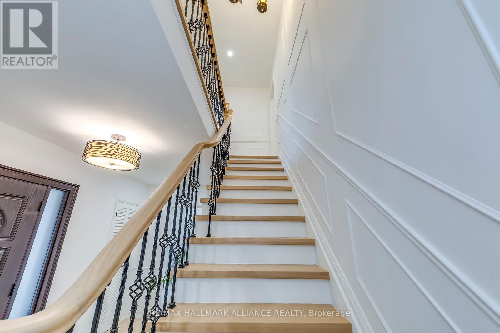 134 Abbey Court, Oakville, Ontario  L6J 4L1 - Photo 23 - W12073212