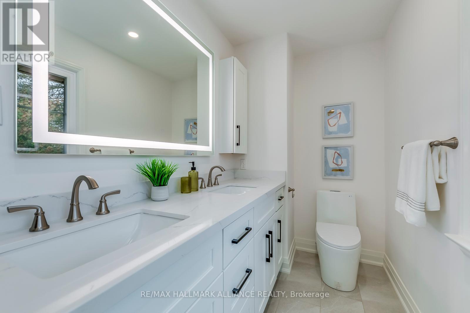 134 Abbey Court, Oakville, Ontario  L6J 4L1 - Photo 32 - W12073212