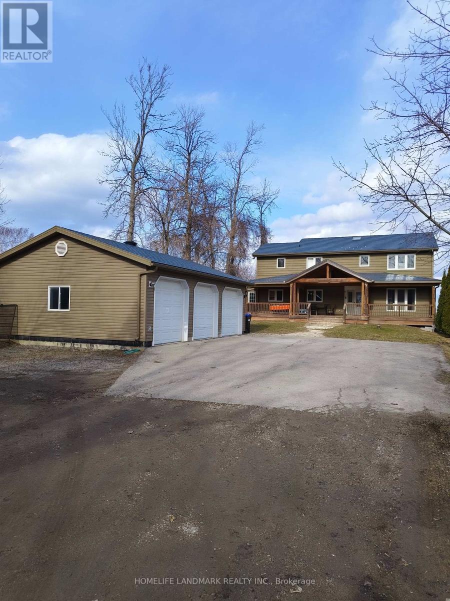 155 Lakeshore Boulevard, Innisfil, Ontario  L0L 1R0 - Photo 2 - N12069723