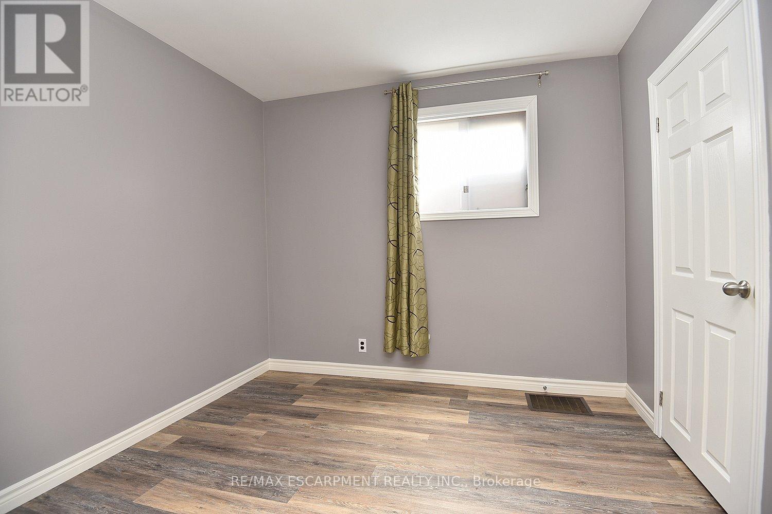 295 Paling Avenue, Hamilton, Ontario  L8H 5J8 - Photo 12 - X12073206