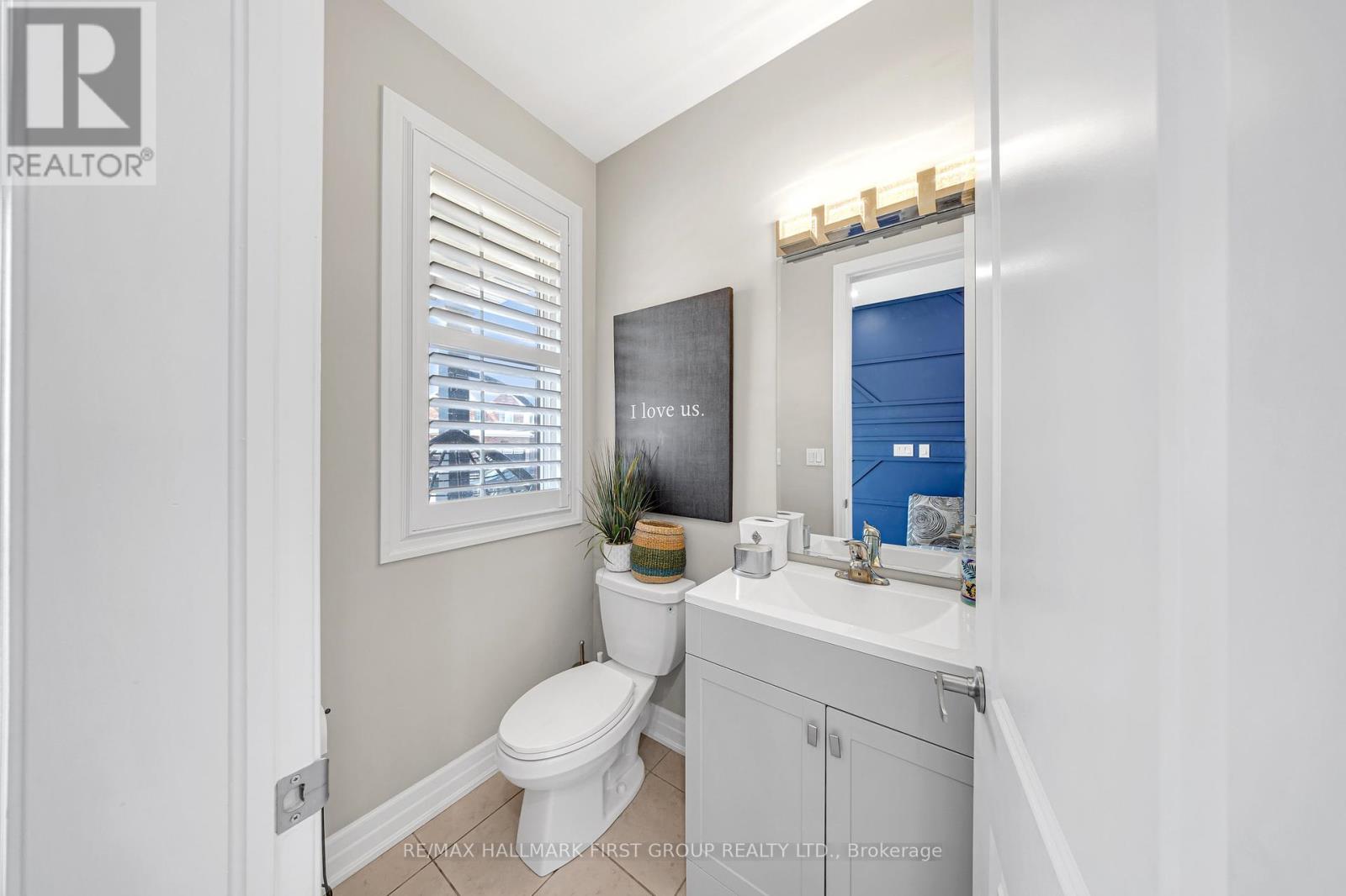 Property at 39 WANNAMAKER CRESCENT image 4