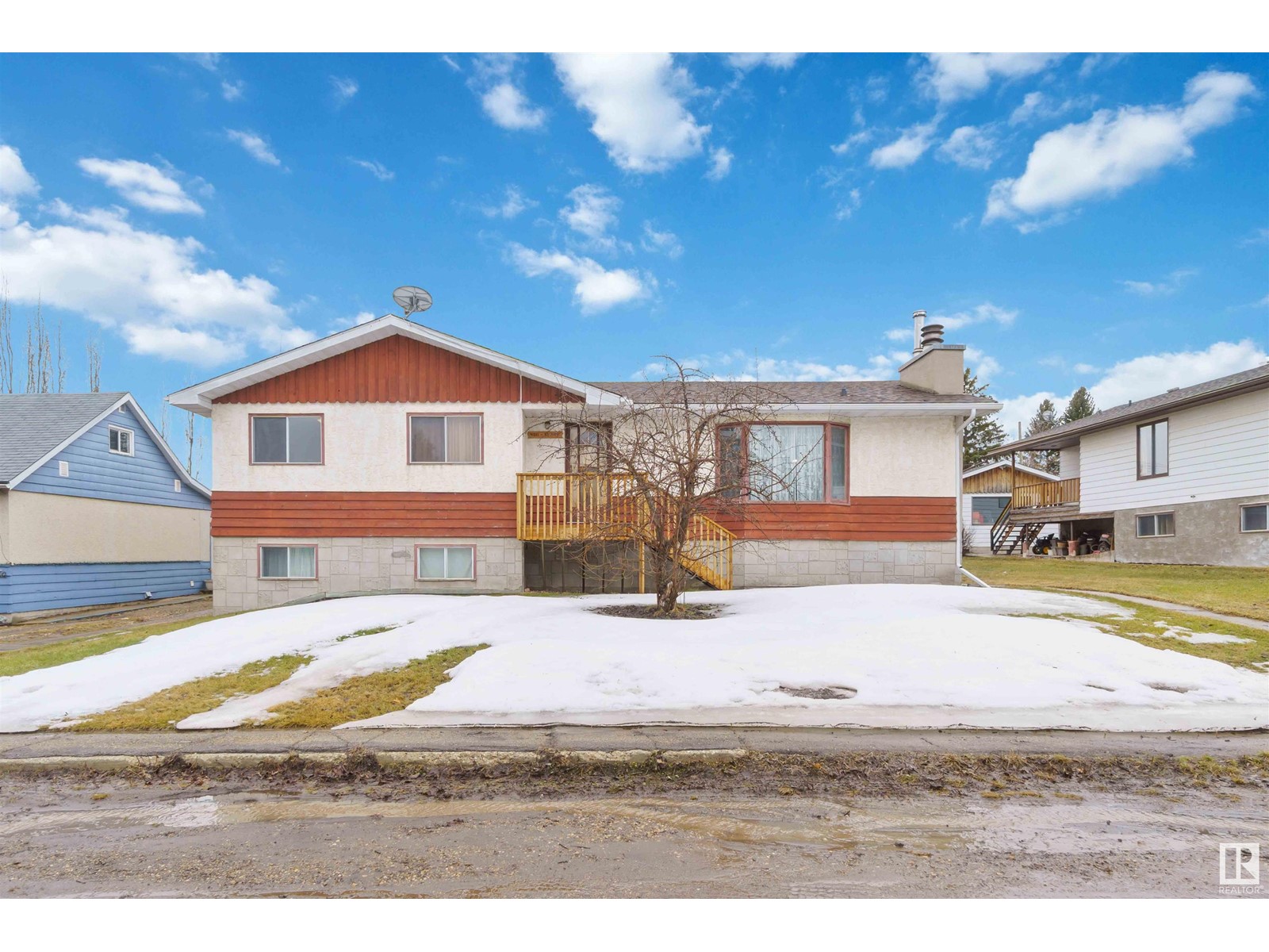 4811 51 AV, Sangudo, Alberta