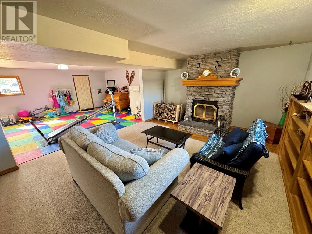1708 Cedarwood Court, Dawson Creek, British Columbia  V1G 4L8 - Photo 22 - 10342825